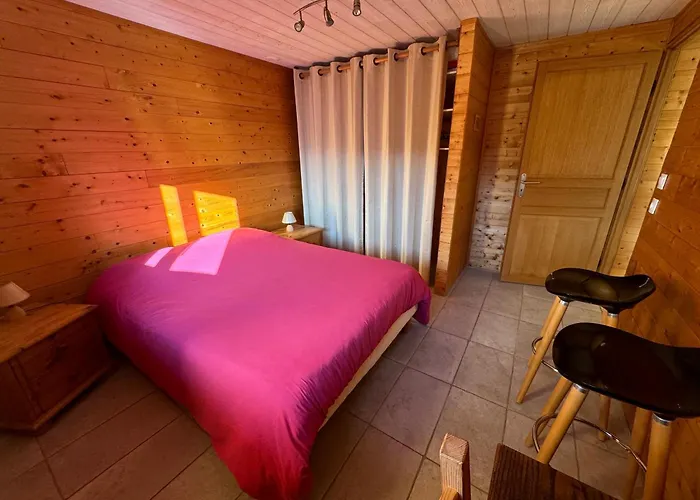 Hébergement de vacances Les Rottes Maison De *