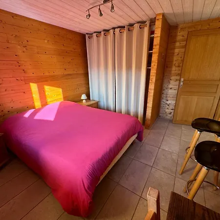 度假居 Les Rottes, Bas Ferme Proche Morillon Samoens Avec *